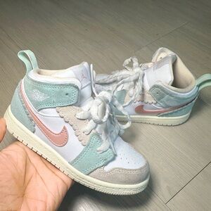 Toddler shoes